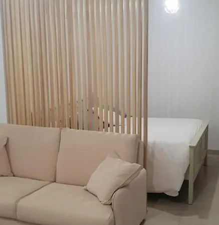 Apartment L'albizia Calme Et Confort